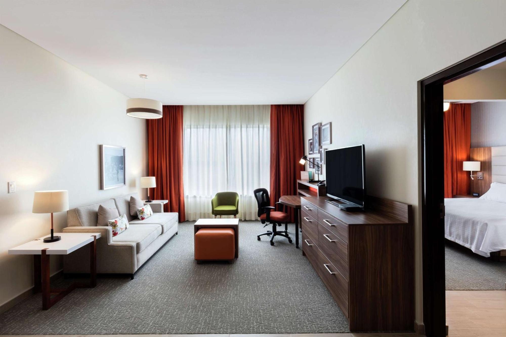 Homewood Suites By Hilton Silao Airport Exteriör bild